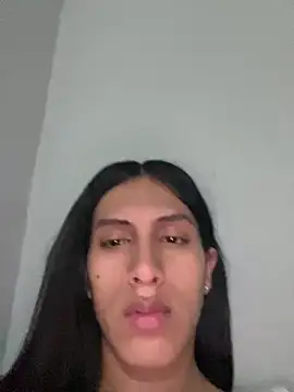 luna duque online show from June 2026 03:43:01 PM