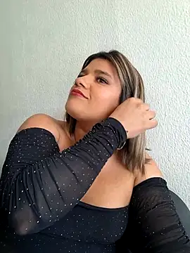 Snapshot of Mia_80 chatting on April 2026 07:14:01 PM Mia 80 online show from April 2026 07:14:01 PM