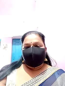 Snapshot of PINKI_024 chatting on April 2026 05:48:02 AM PINKI 024 online show from April 2026 05:48:02 AM