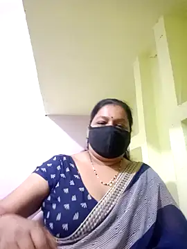 Snapshot of PINKI_024 chatting on April 2026 05:35:02 AM PINKI 024 online show from April 2026 05:35:02 AM