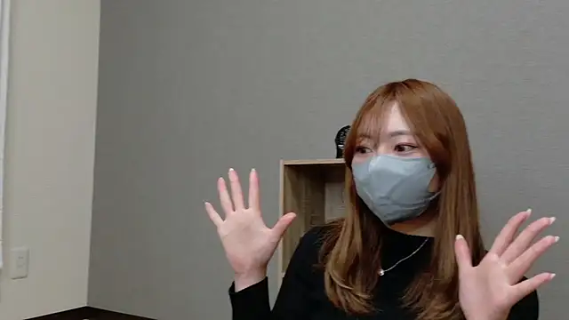 YUA 0425 online show from April 2026 10:18:01 AM