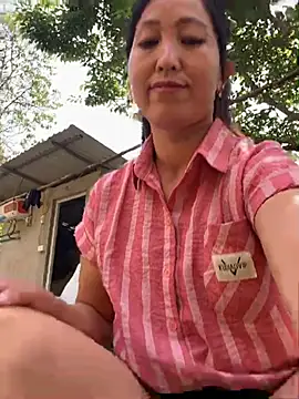 Huonglyna online show from May 2026 01:55:01 AM