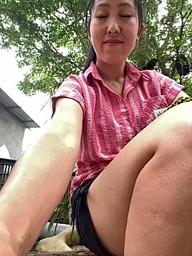 Huonglyna online show from May 2026 03:35:02 AM