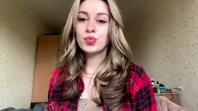 SpringSummers online show from April 2026 09:13:01 AM