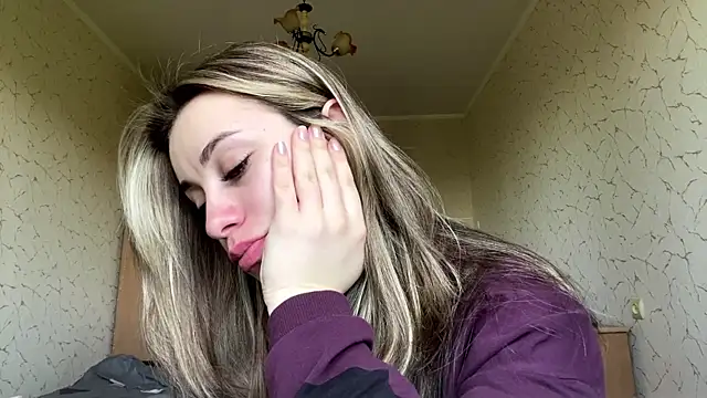 SpringSummers online show from May 2026 07:04:01 AM