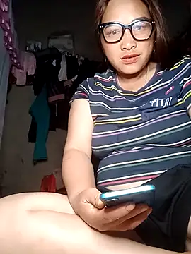MayLoveAngel online show from May 2026 01:27:01 PM