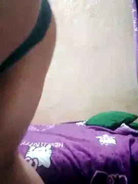 Snapshot of salwalona chatting on April 2026 09:15:01 PM salwalona online show from April 2026 09:15:01 PM