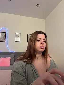 moneyforPeaches online show from April 2026 02:48:01 PM