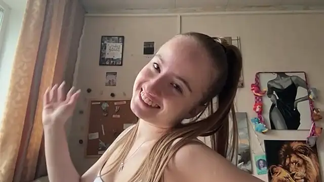 Snapshot of SabinaHaggen chatting on April 2026 02:52:02 PM SabinaHaggen online show from April 2026 02:52:02 PM