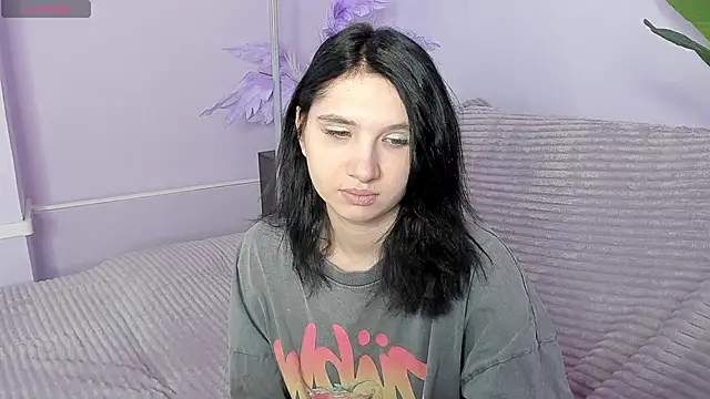 Kitty Blondie online show from April 2026 02:47:01 AM