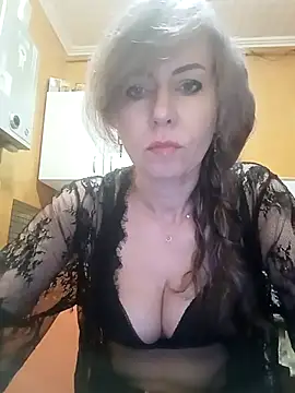 TaynaSecret online show from May 2026 08:37:01 PM