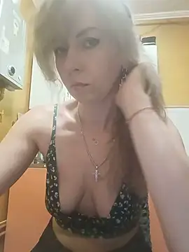 TaynaSecret online show from June 2026 08:28:01 PM