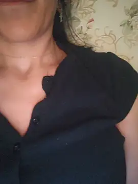 sara 41 online show from June 2026 05:03:02 PM