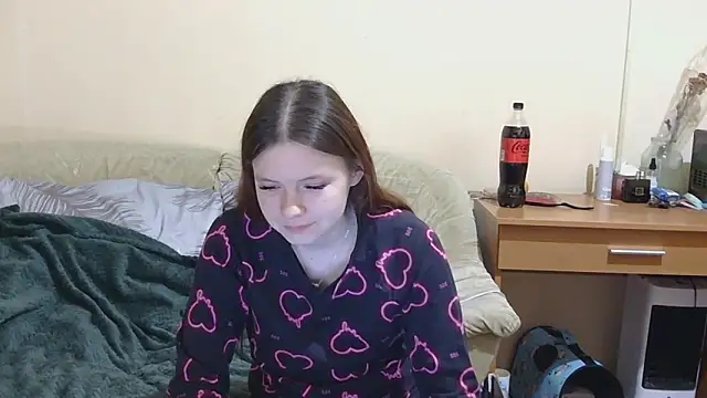 JessicaHolland1 online show from April 2026 08:06:01 PM
