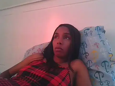 ZeynepLovely online show from May 2026 02:36:02 PM