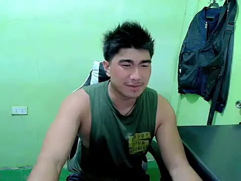 Hunkfireman online show from May 2026 01:44:02 AM