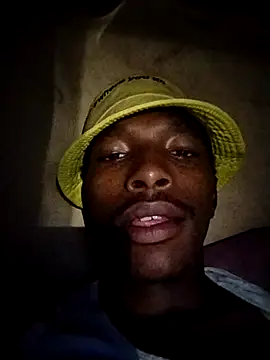 Snapshot of alphamale25 chatting on April 2026 06:38:01 PM alphamale25 online show from April 2026 06:38:01 PM