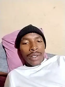 alphamale25 online show from April 2026 10:47:02 PM