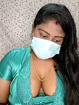 Romantic Woman online show from April 2026 06:16:02 PM