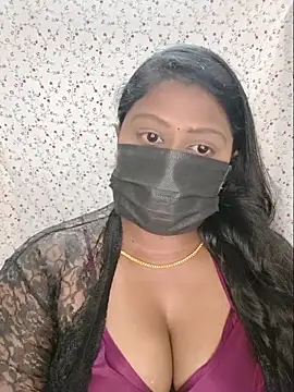 Romantic Woman online show from May 2026 06:47:02 PM