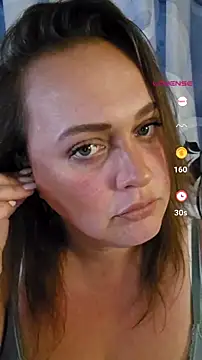 Snapshot of Blondibaby chatting on July 2026 08:19:01 PM Blondibaby online show from July 2026 08:19:01 PM