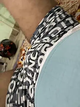 Snapshot of Biglolipopblack chatting on April 2026 04:37:01 PM Biglolipopblack online show from April 2026 04:37:01 PM