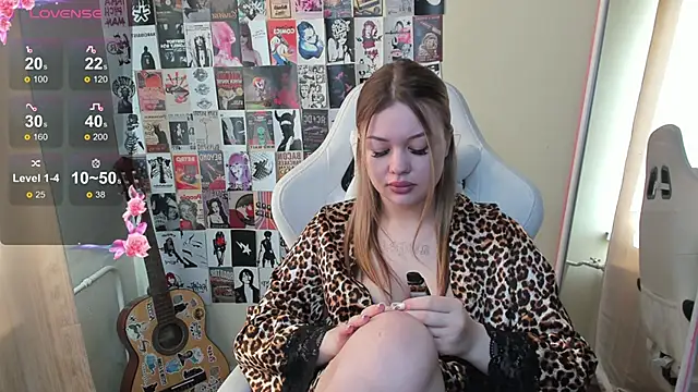 AmeliePeach online show from May 2026 01:45:01 AM