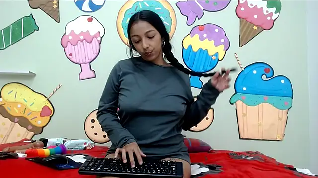 pamelaskiny20 online show from May 2026 02:40:02 AM