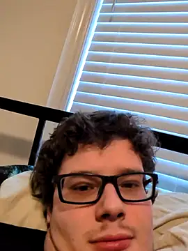 Snapshot of Johnnyboi chatting on April 2026 01:33:02 PM Johnnyboi online show from April 2026 01:33:02 PM