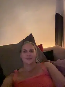 SweetLilTrouble online show from May 2026 09:31:02 PM