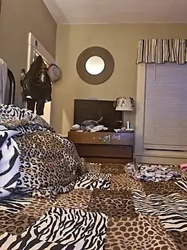 Mijaaaa12121 online show from April 2026 03:39:02 AM