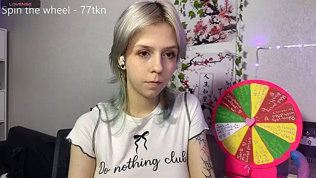 Snapshot of LunaBless chatting on June 2026 11:13:01 PM LunaBless online show from June 2026 11:13:01 PM