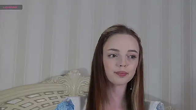 LianaGracee online show from May 2026 10:22:01 AM