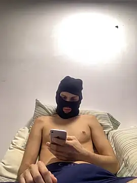 Couple PlayHot BR online show from May 2026 08:37:02 PM