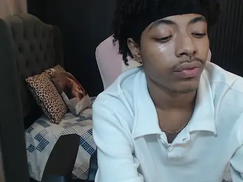 velvetcouple x online show from May 2026 01:52:01 PM