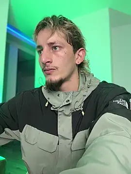 Snapshot of ZarcooX chatting on May 2026 12:18:01 AM ZarcooX online show from May 2026 12:18:01 AM