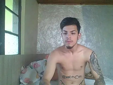 robertmrn112 online show from May 2026 07:27:01 AM