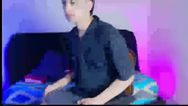 Snapshot of SaNti_ll chatting on June 2026 07:50:02 AM SaNti ll online show from June 2026 07:50:02 AM