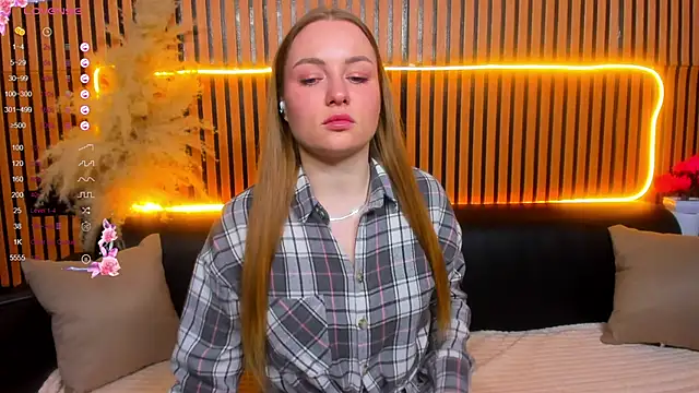 AlyaMe online show from May 2026 01:02:02 AM