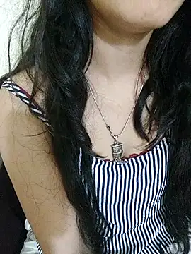 Snapshot of Monika_kumari6 chatting on April 2026 04:47:02 PM Monika kumari6 online show from April 2026 04:47:02 PM