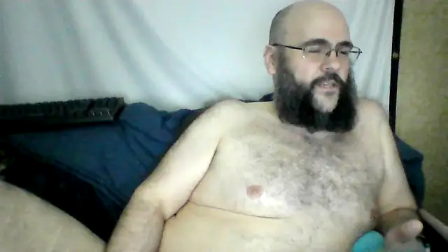BriTheTopBear online show from April 2026 01:42:02 AM