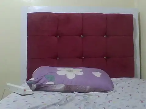 Irendz online show from May 2026 07:08:02 PM