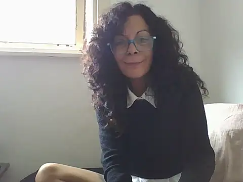 luly mariposa online show from May 2026 06:13:01 PM