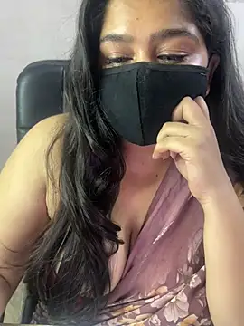 sarasofiaa  online show from June 2026 05:56:02 PM