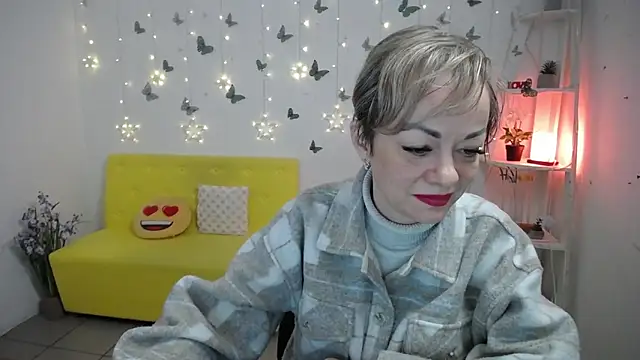 NikaMayu online show from May 2026 05:14:01 AM