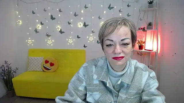 NikaMayu online show from May 2026 05:25:01 AM