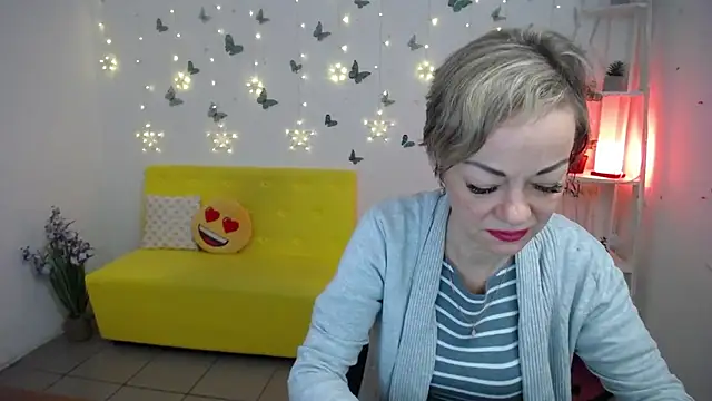 NikaMayu online show from May 2026 05:24:01 AM