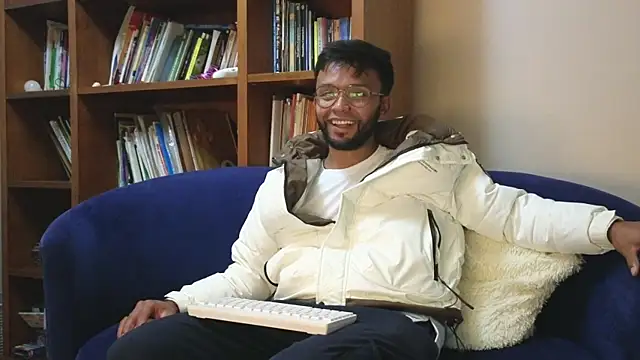 Snapshot of bbctoptwink chatting on April 2026 12:32:01 AM bbctoptwink online show from April 2026 12:32:01 AM