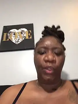 amberchill26 online show from May 2026 11:05:02 AM