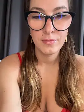 Snapshot of Miarose_gabani chatting on June 2026 03:23:01 PM Miarose gabani online show from June 2026 03:23:01 PM